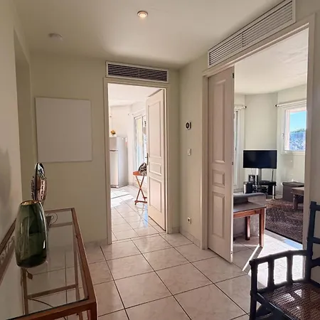 Apartment 2 Pieces Gare Proche Port
